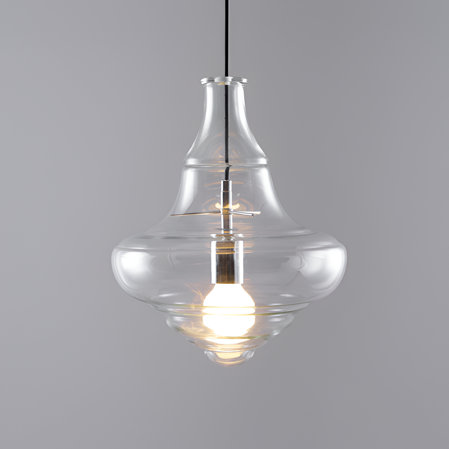 Skulpturel Rillet Glaspendel - Minimalistisk