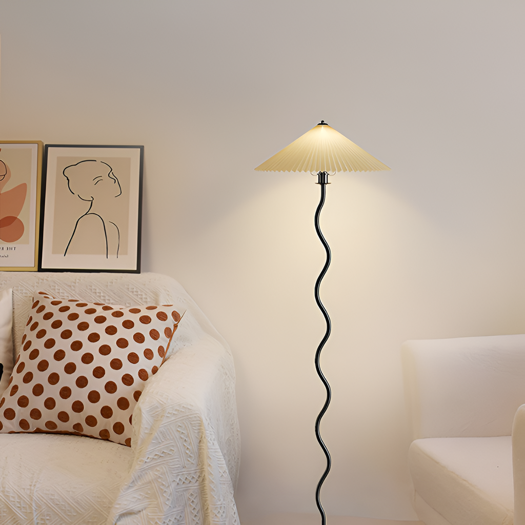 Plisseret Bølget Gulvlampe - Minimalistisk