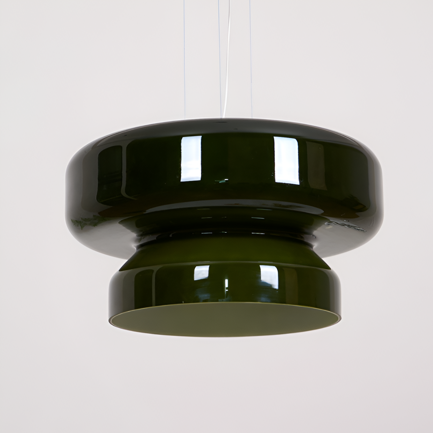 Semi-Translucent Lagdelt Pendel - Minimalistisk
