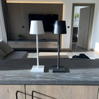 Minimalistisk Trådløs Bordlampe - Dæmpbar
