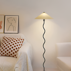 Plisseret Bølget Gulvlampe - Minimalistisk