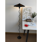 Plisseret Bølget Gulvlampe - Minimalistisk