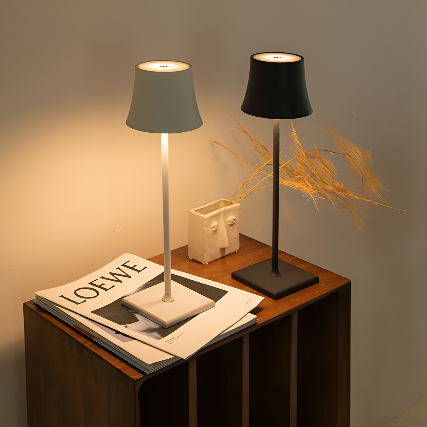 Minimalistisk Trådløs Bordlampe - Dæmpbar