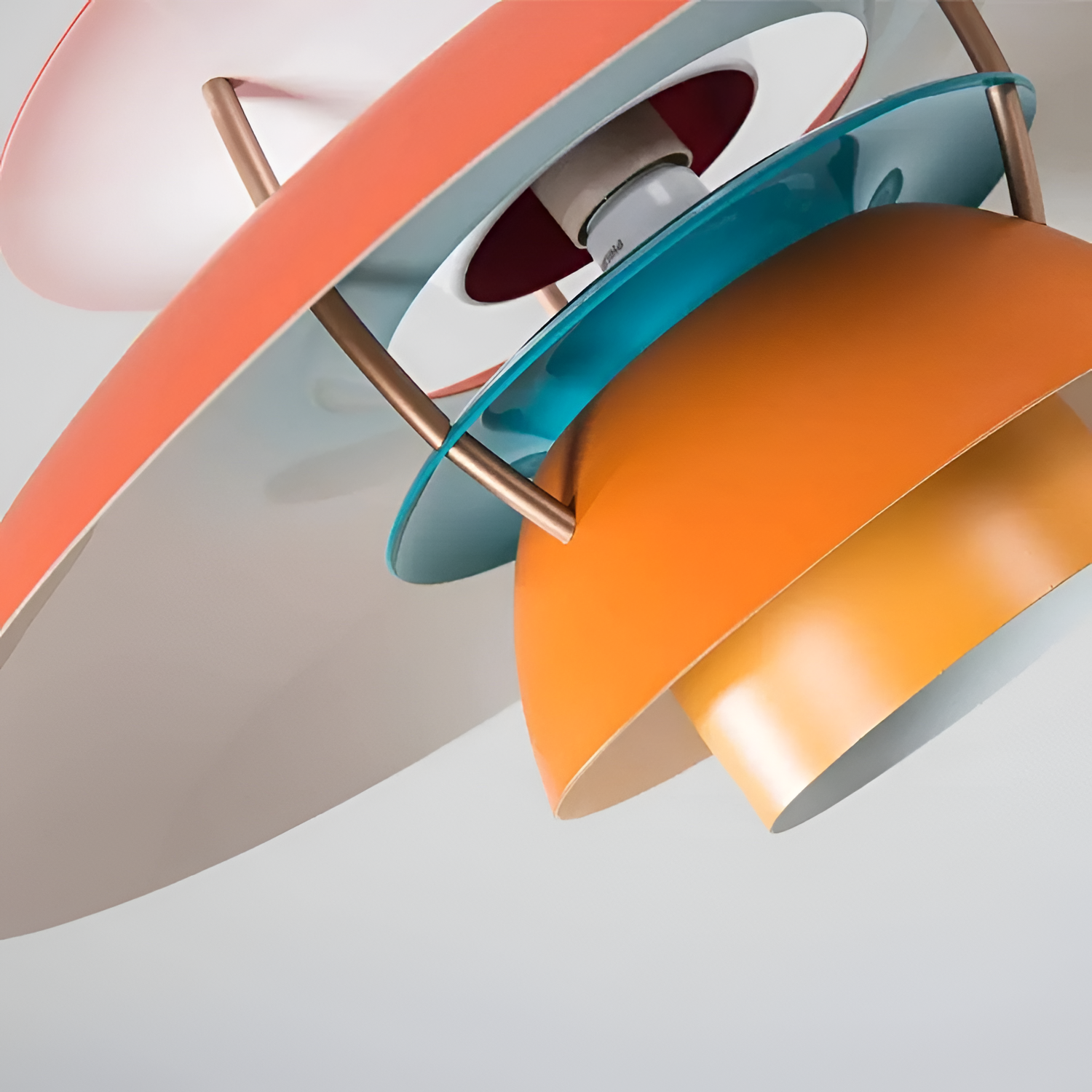 PH5 Multi Shade Pendel - Minimalistisk Loftslampe