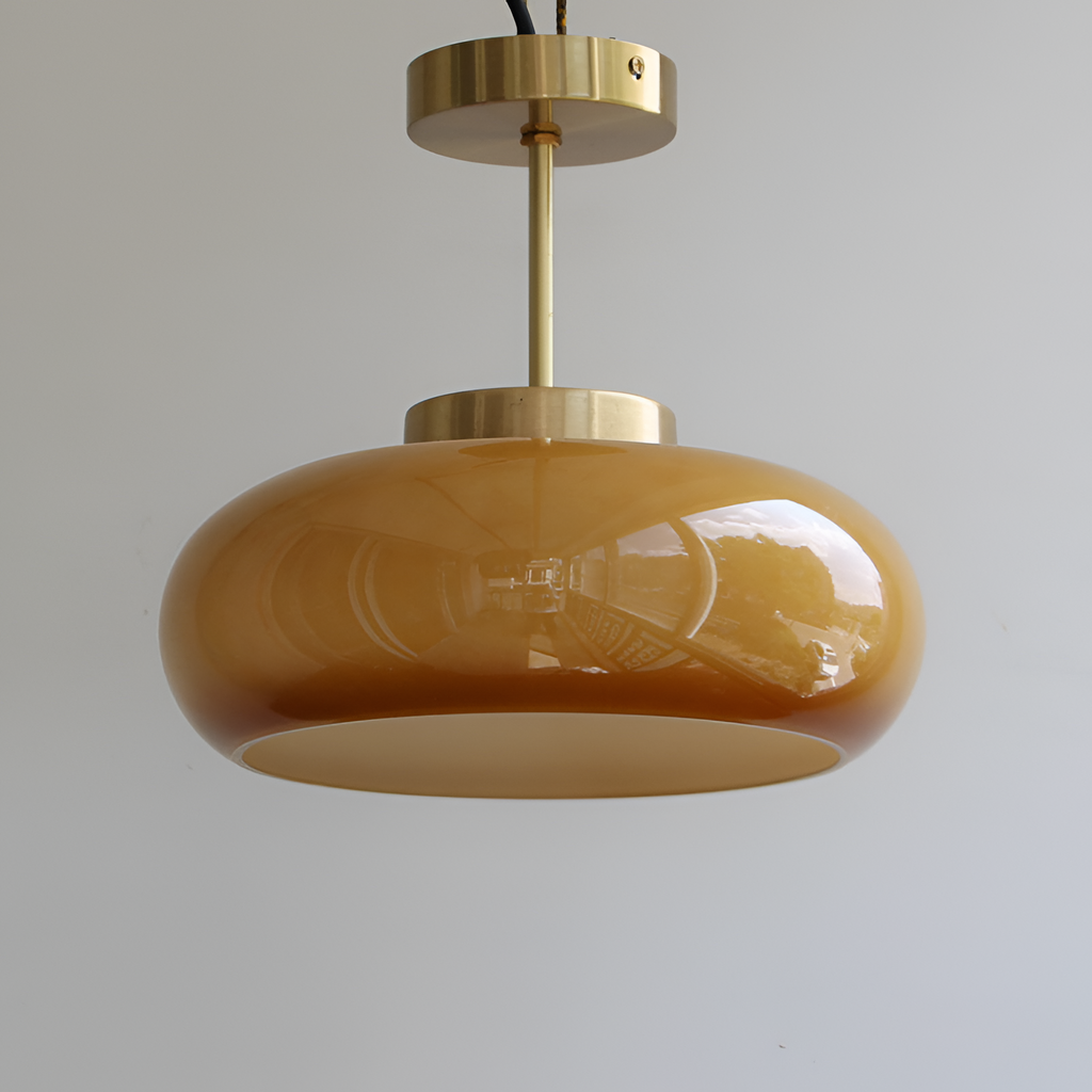 Loftlampe i gul messing med blank overflade – delvist indbygget