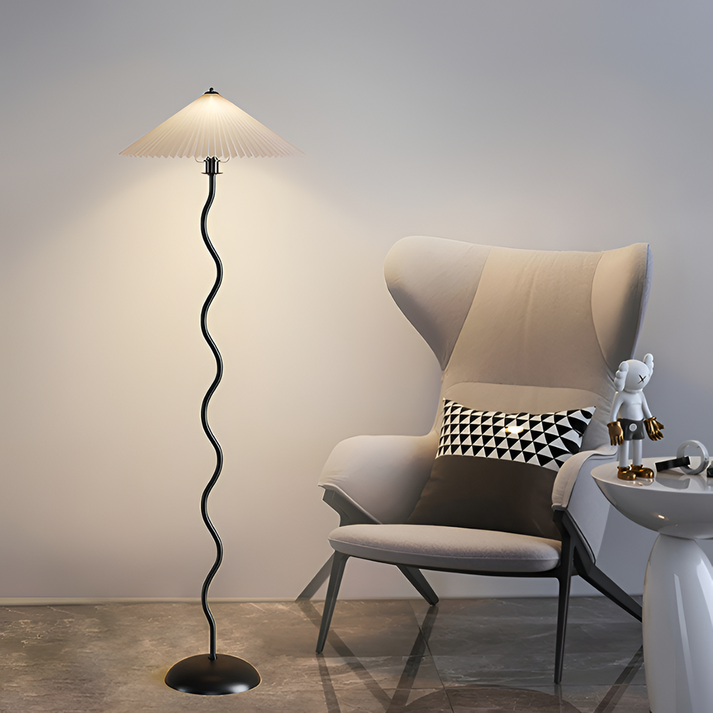 Plisseret Bølget Gulvlampe - Minimalistisk