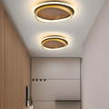 Moderne dæmpbar loftslampe i trælook – minimalistisk