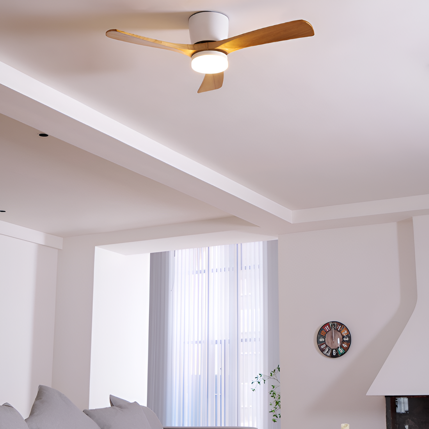 Nordisk Træ Loftsventilatorslampe - Justerbar