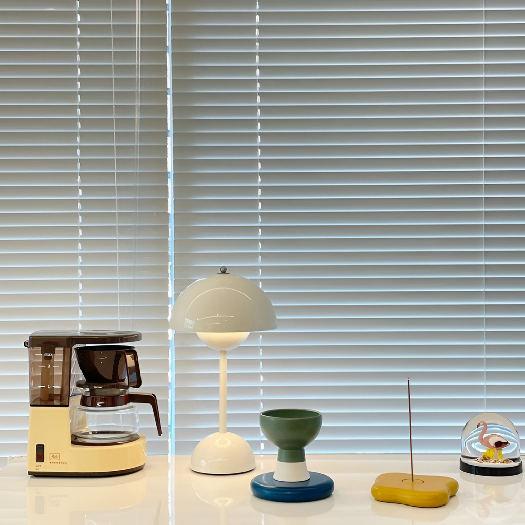 Minimalistisk Bærbar Bordlampe - Dæmpbar