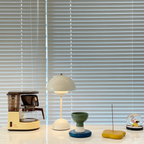 Minimalistisk Bærbar Bordlampe - Dæmpbar