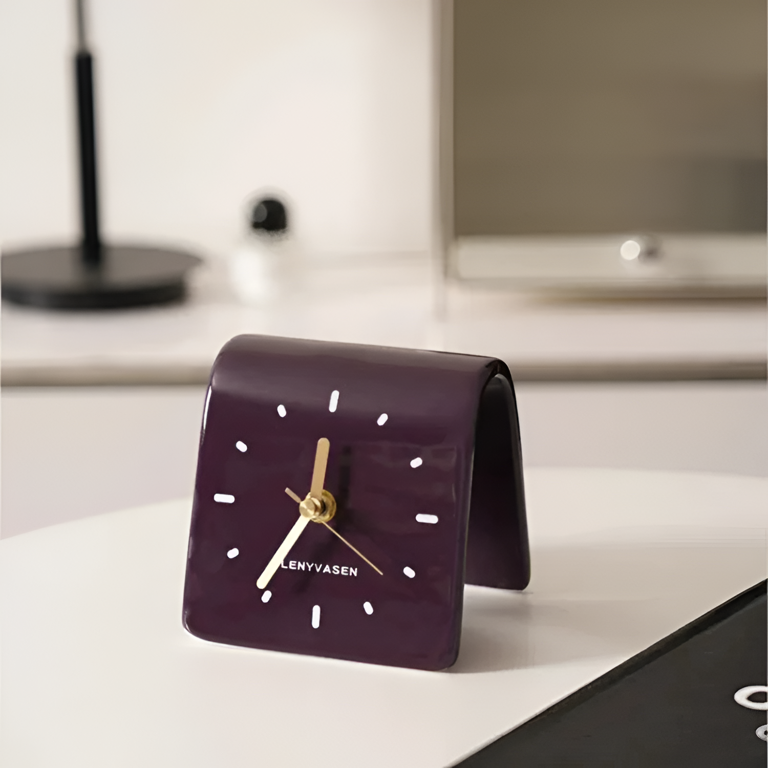 Analog Buet Bordur - Minimalistisk