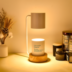 Minimalistisk bordlampe i træ med smeltevoks – lysdæmpbar