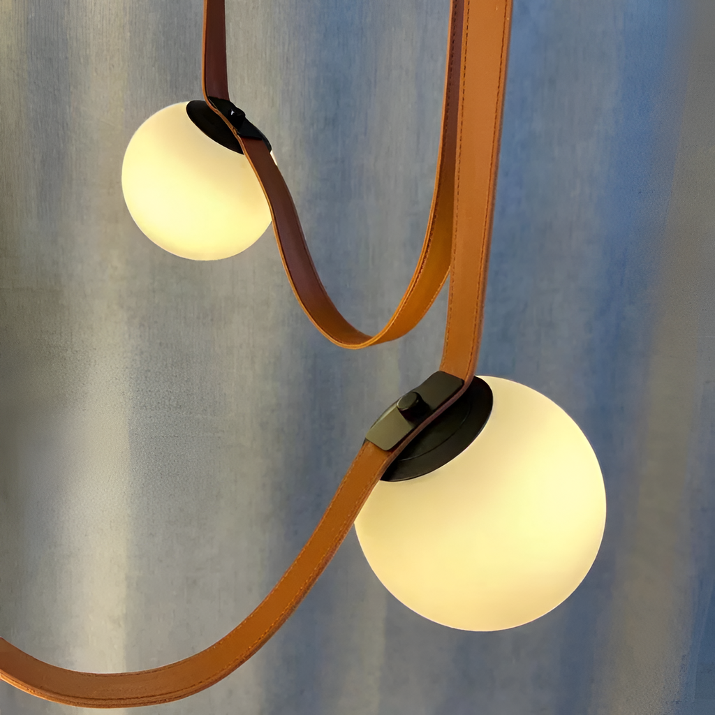 Italiensk-inspireret pendel med draperet design