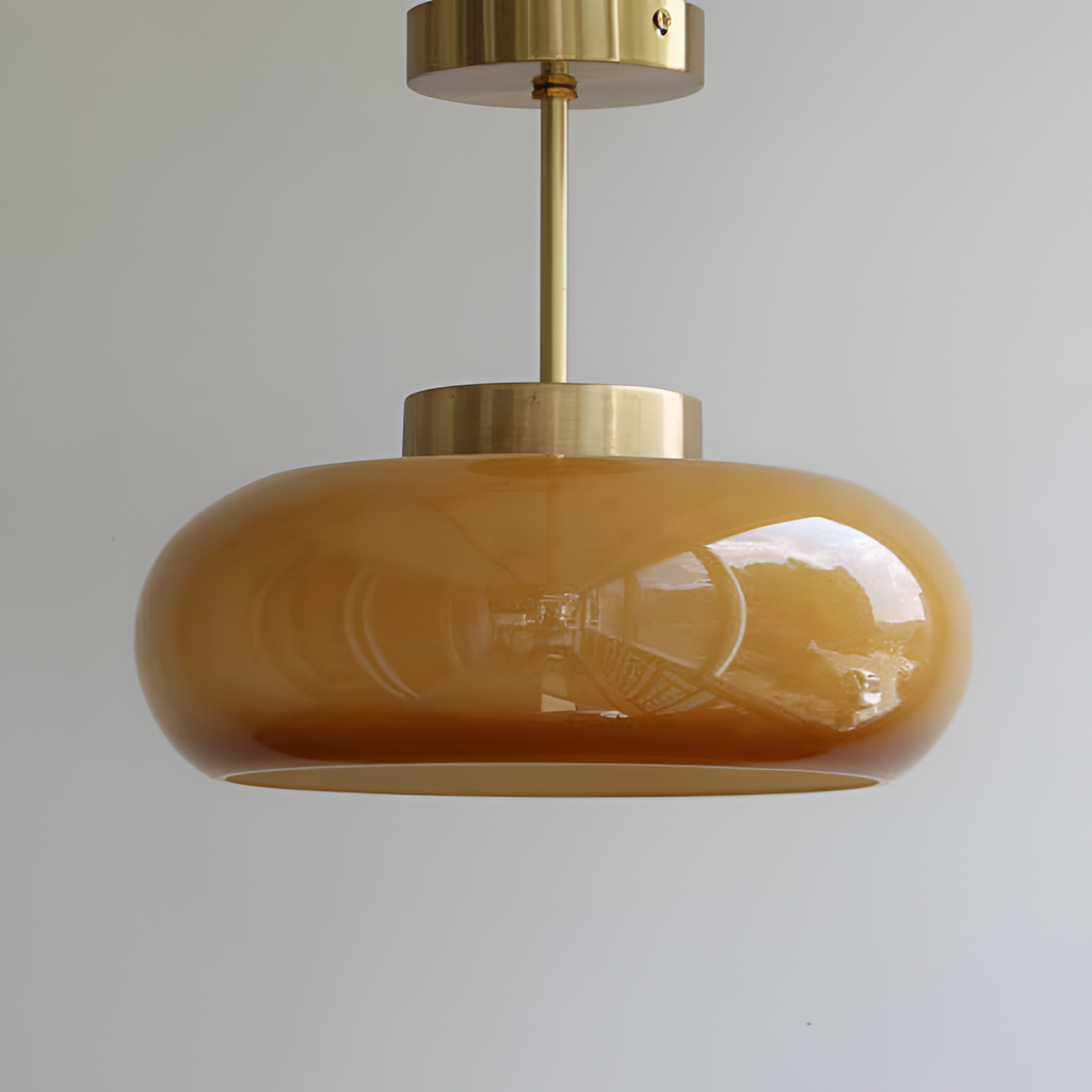Loftlampe i gul messing med blank overflade – delvist indbygget