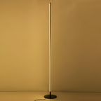 Minimalistisk Slank Gulvlampe - Lineær
