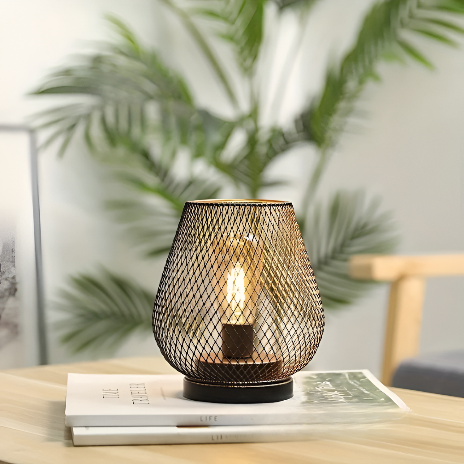Industriel Bordlampe I Netdesign – Trådløs