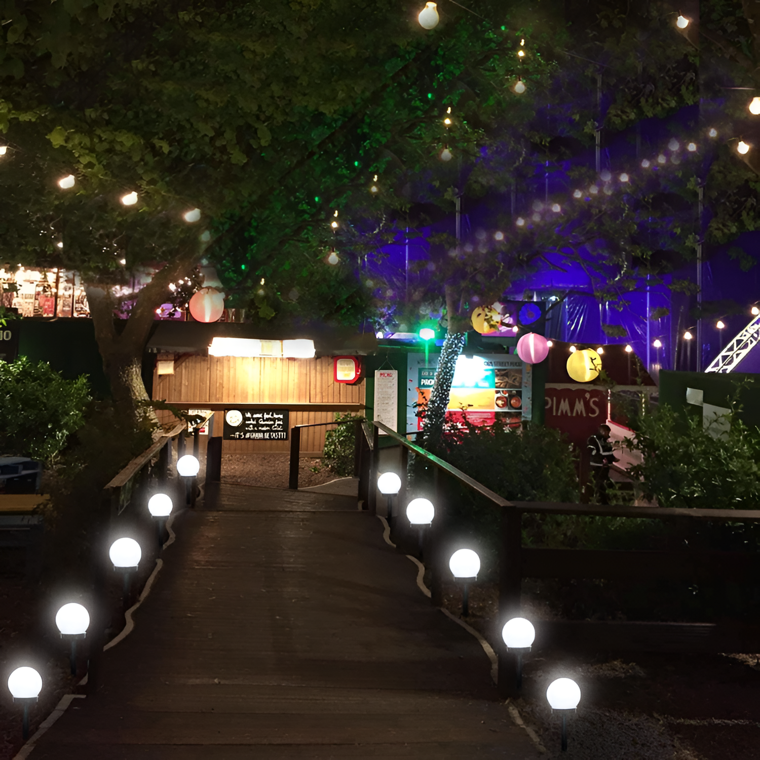 Rund LED-solcellelampe – Energieffektiv udendørs havedekoration