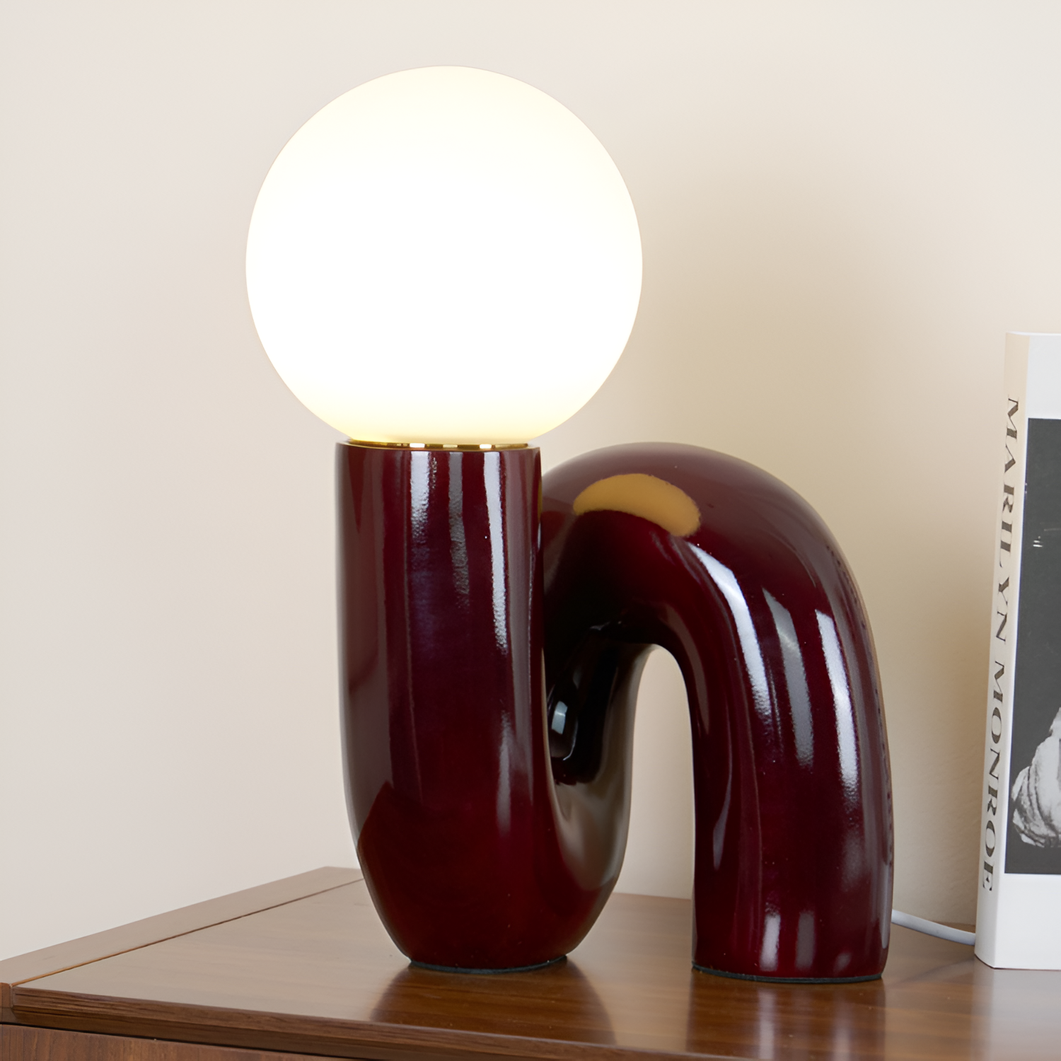 Moderne Skulpturel Bordlampe -  Minimalistisk