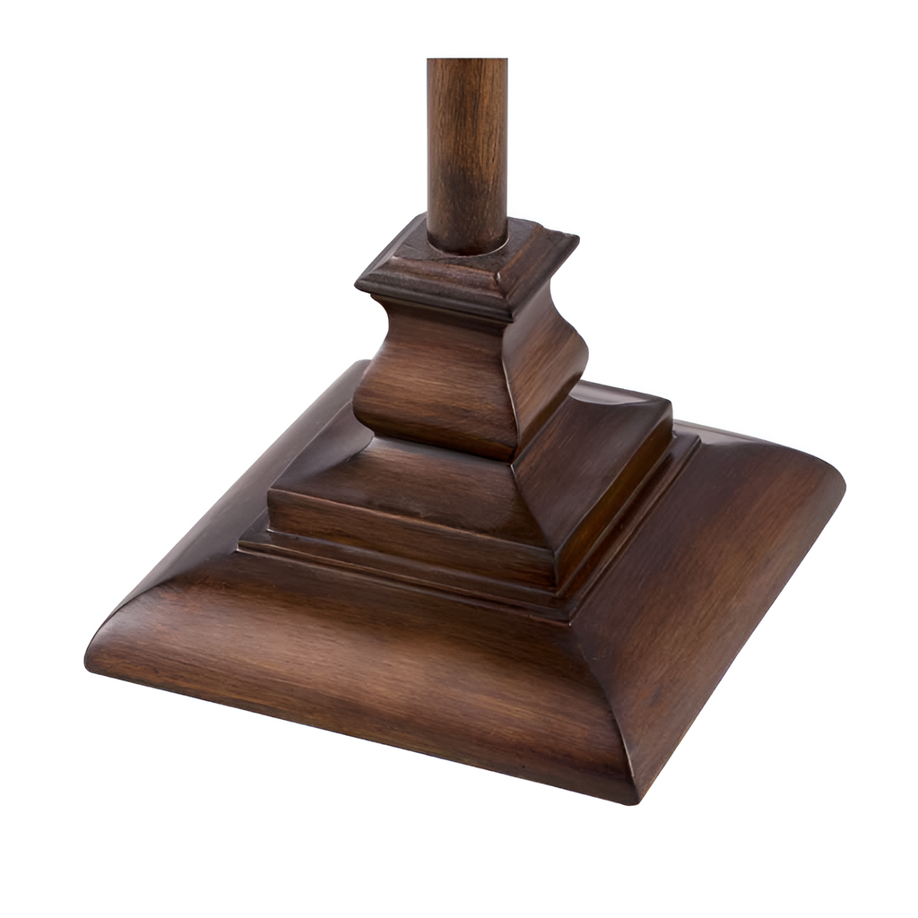 Traditionel Udsmykket Gulvlampe - Udskåret Detalje