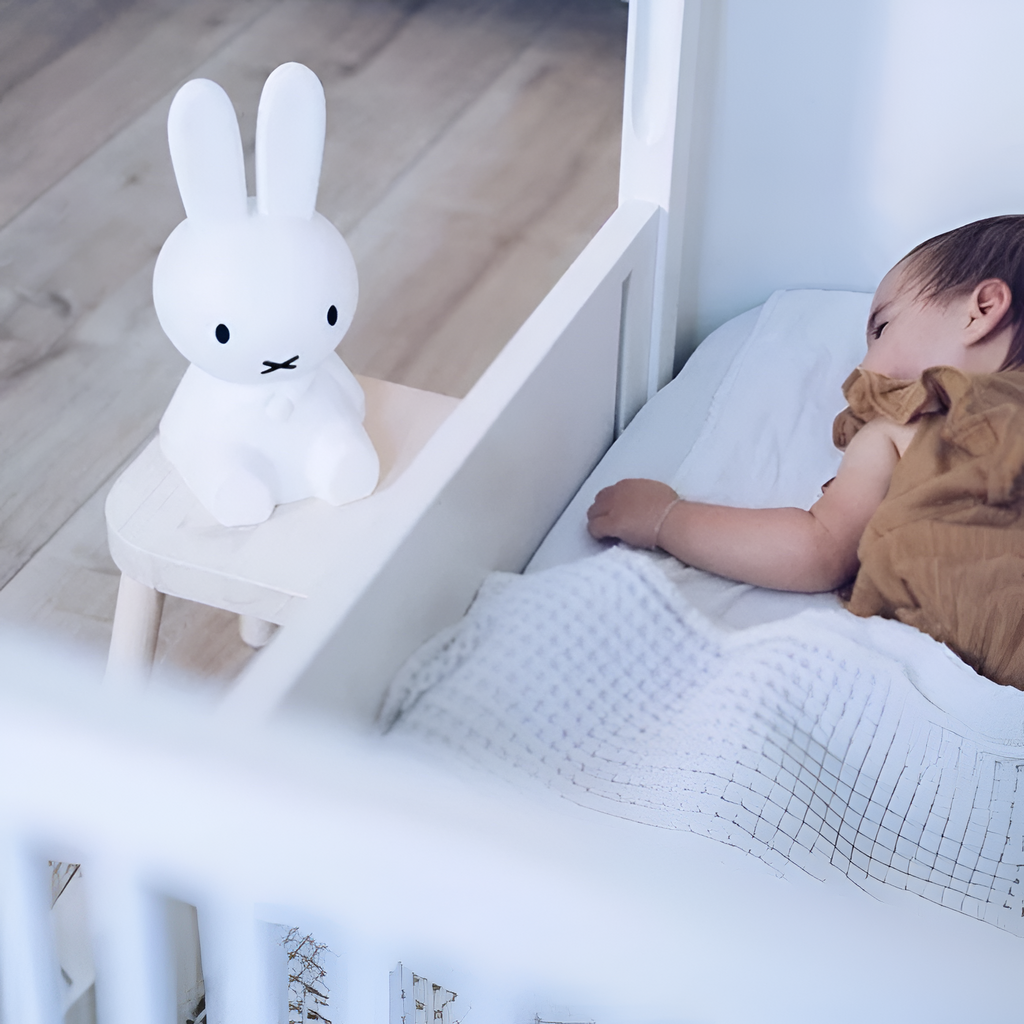 Miffy Kanin Siddende Bordlampe - Transportabelt Natlys
