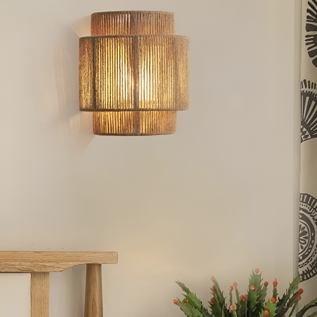 Væglampe med rattan-håndtag – LED-væglampe
