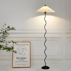 Plisseret Bølget Gulvlampe - Minimalistisk