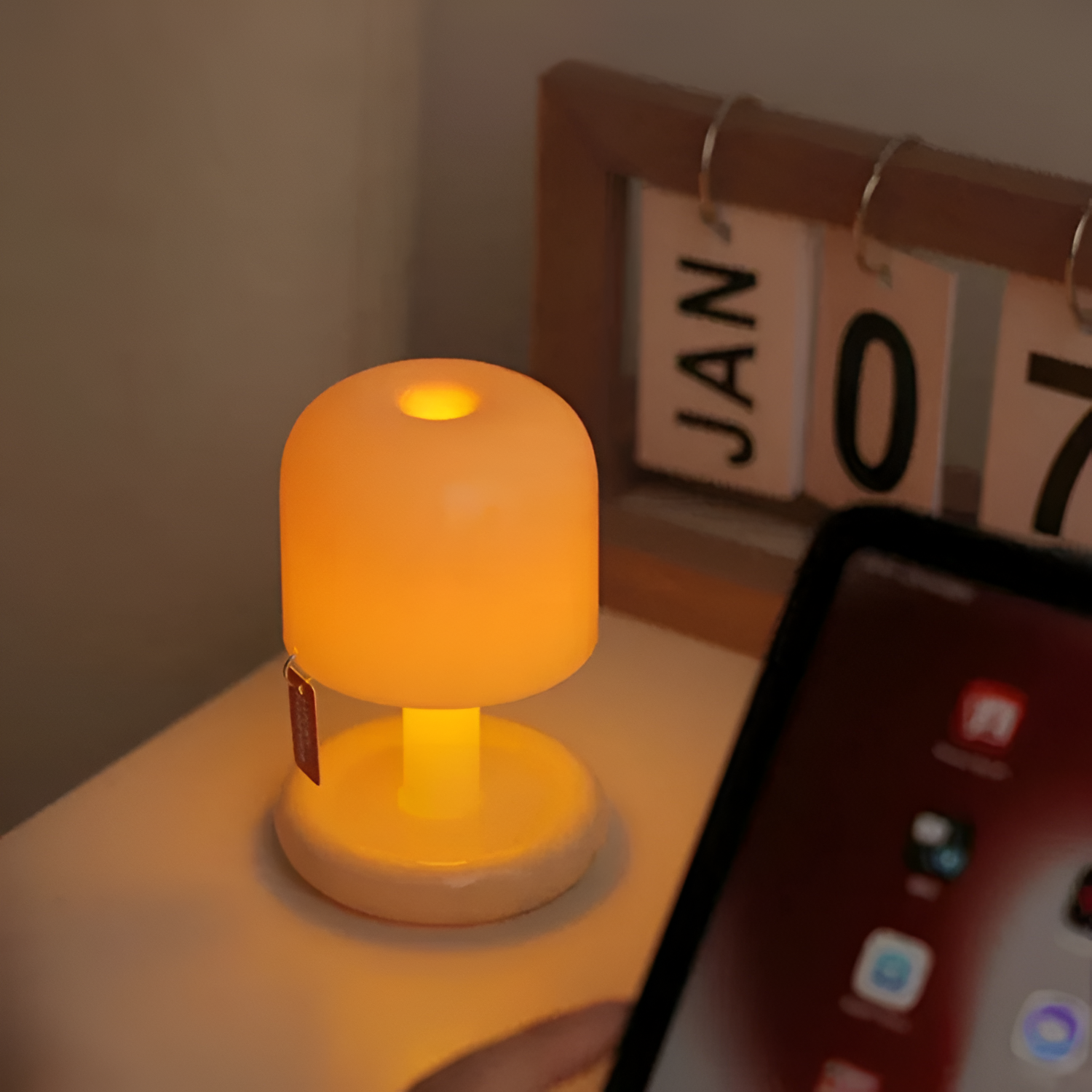 Grampians Glow Bærbar Lampe - Hvid Natlampe Med Lysdæmper