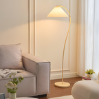 Bueformet Buet Gulvlampe - Plisseret