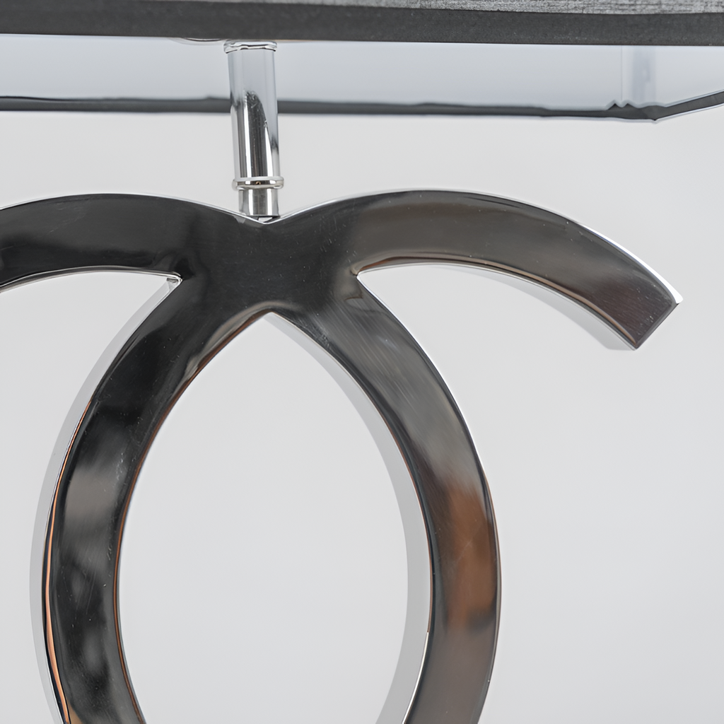 Poleret reflekterende bordlampe – skulpturel