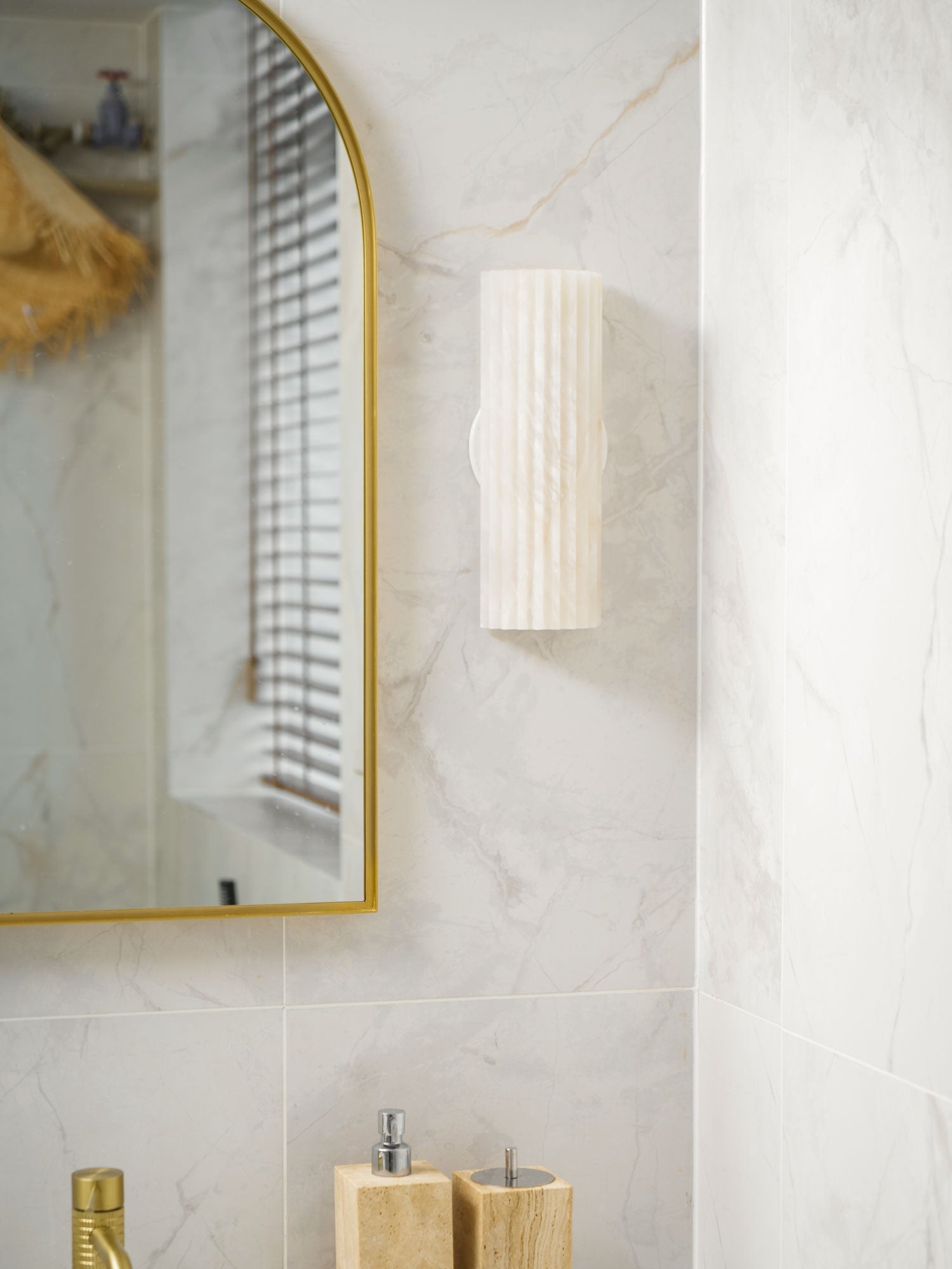 Alvia Alabaster Væglampe – detalje