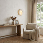 Alabaster barlampe over sofa